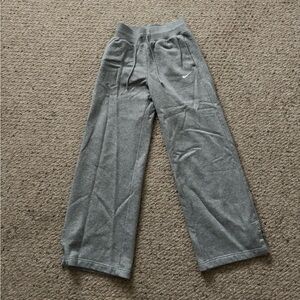 Nike Grey Straight Leg Sweatpants, Size S.